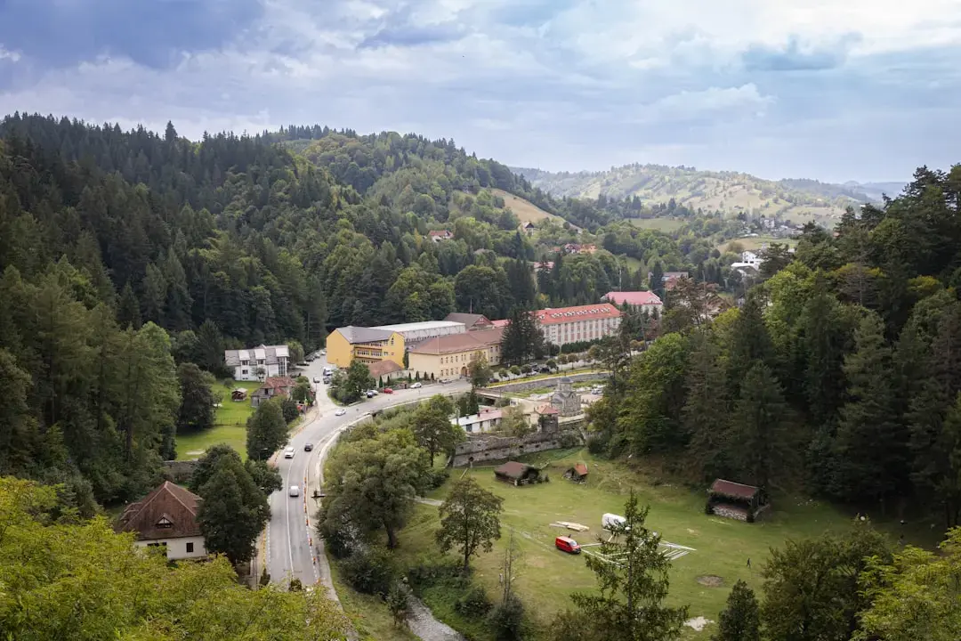 Descoperă Castelul Bran – Cetatea legendară a lui Dracula în România