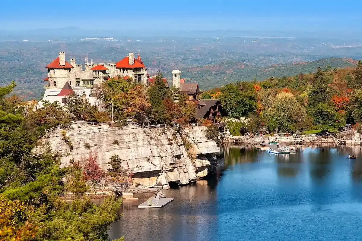 Descoperire uimitoare: Cea mai veche stradă din America, ascunsă în Hudson Valley