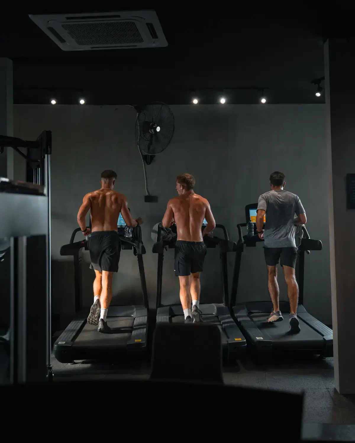 Fitness în mișcare: menținerea sănătății în timp ce călătoriți