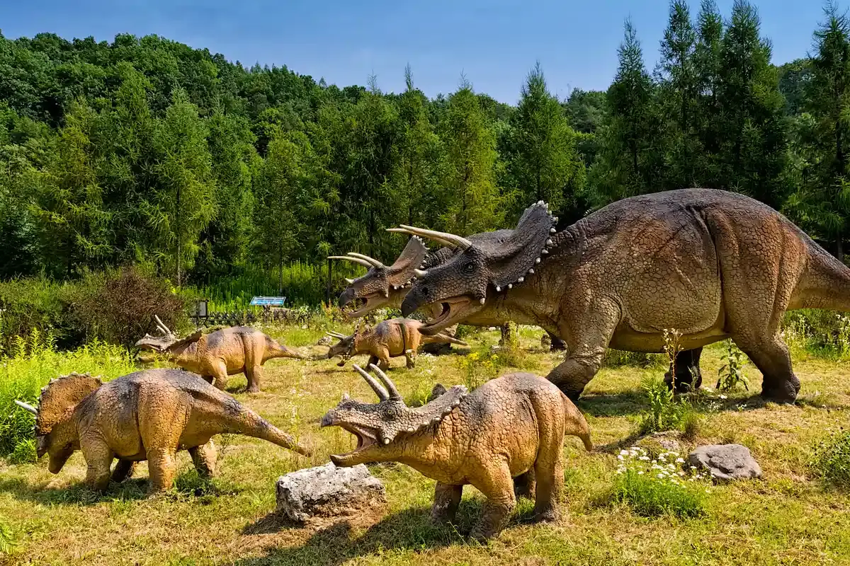 Ineu va avea parc de aventuri cu dinozauri, finanțat din fonduri UE