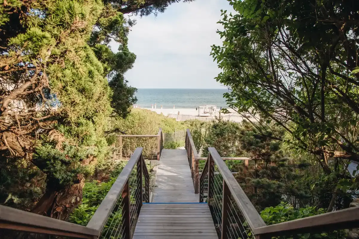O călătorie emoționantă de wellness între mamă și fiu la Gurney Montauk Resort