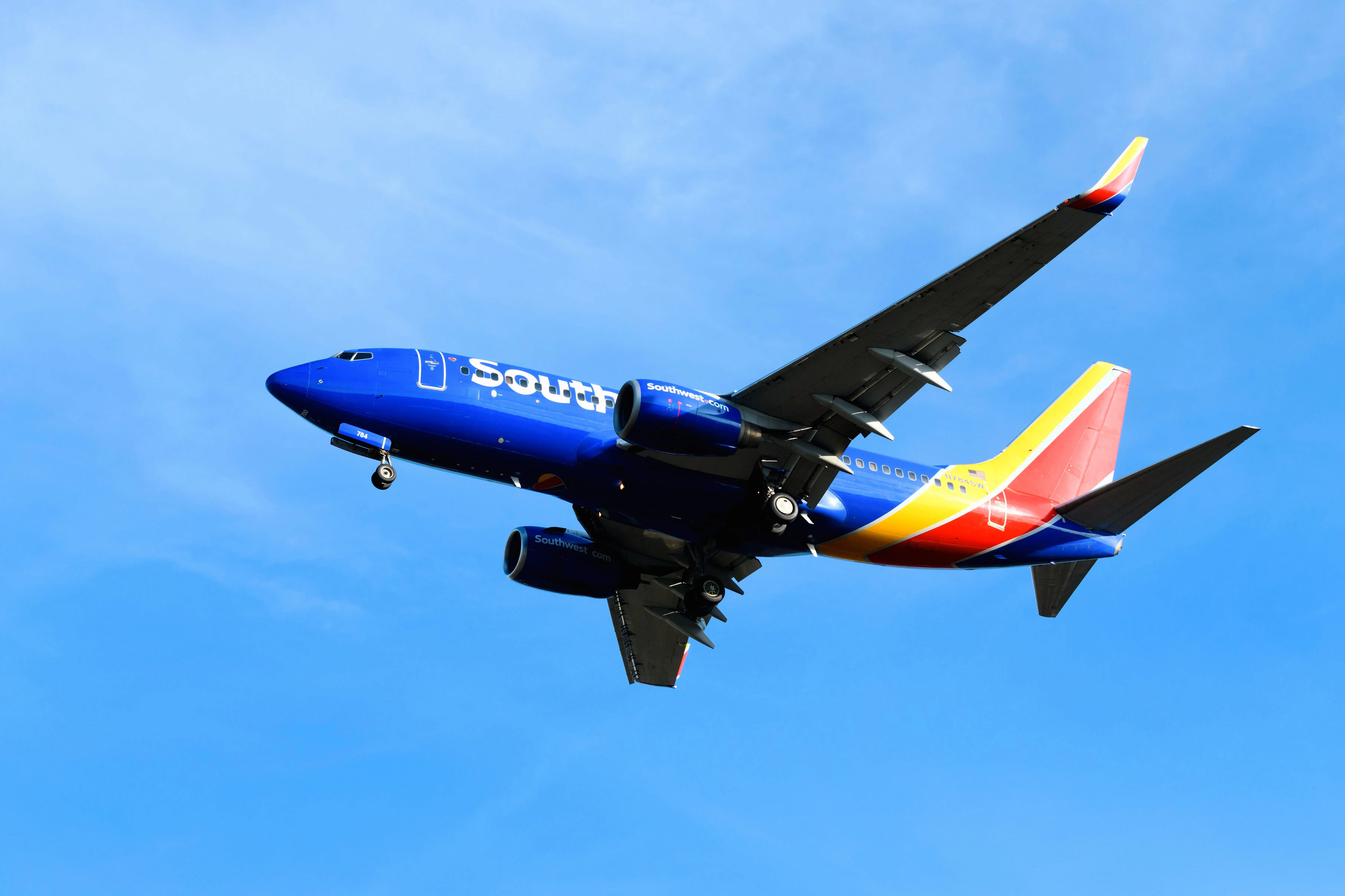 Southwest Airlines omagiază Dolly Parton pe zborurile din Nashville