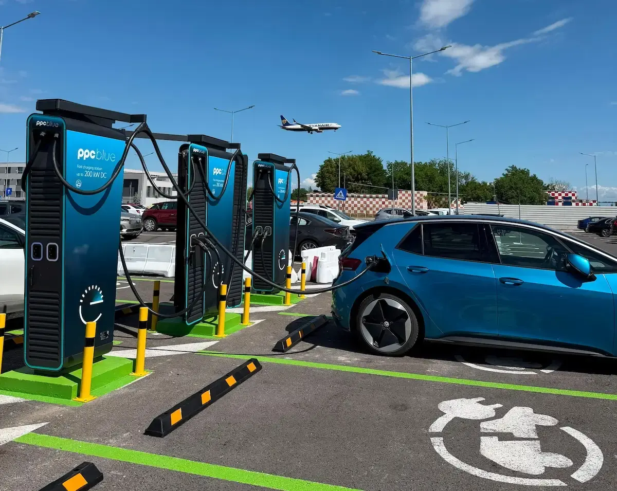 Stații de încărcare ultra-rapidă pentru EV, acum și la Otopeni