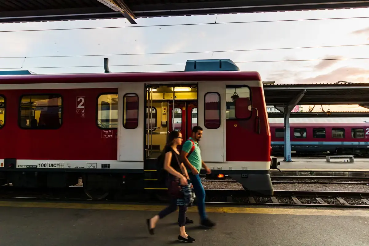 Trenul direct spre pietrele ascunse ale Europei începe din nou pentru 25 de lire sterline