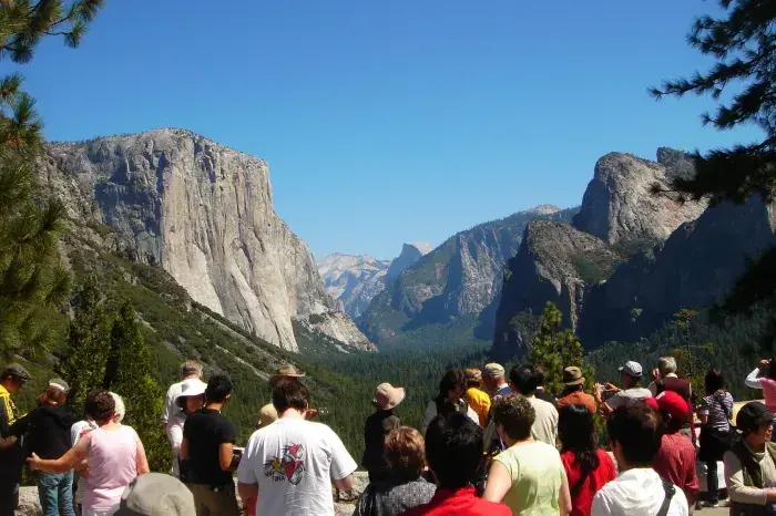 Yosemite, sufocat de succes: Cum gestionează parcul afluxul de turiști