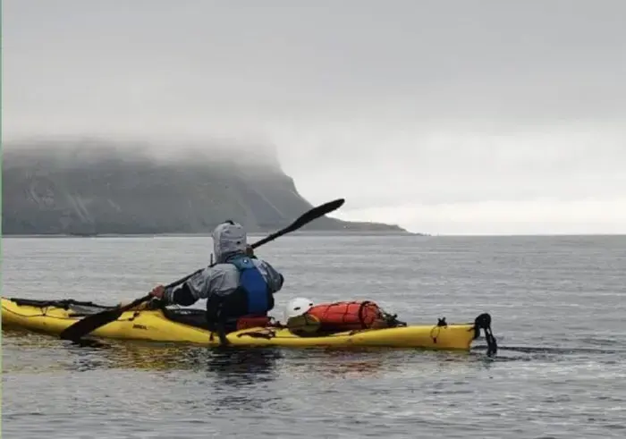 Prima circumnavigare cu kayak a insulei Vaigach