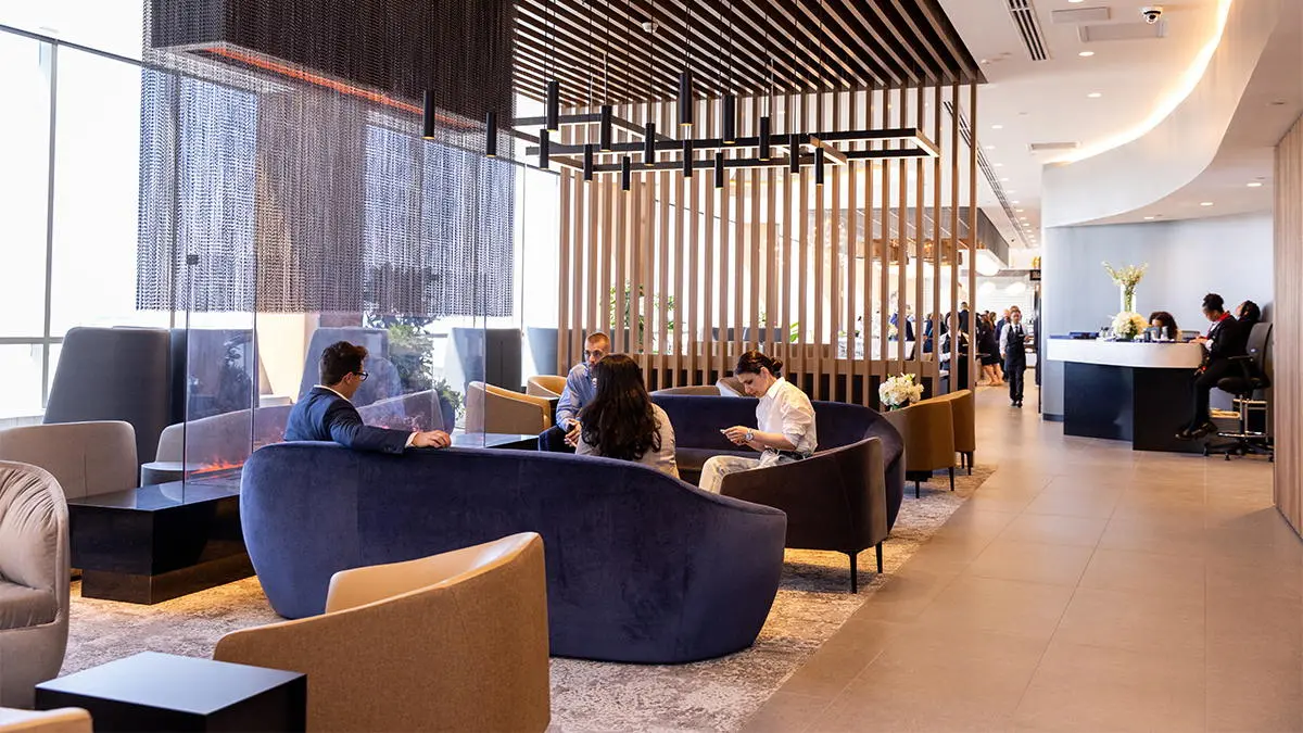 American Airlines deschide noul Flagship Lounge și cel mai mare Admirals Club la Charlotte