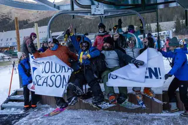 Bazinul Arapahoe își deschide sezonul 2026-27 cu 80 iarnă de istorie