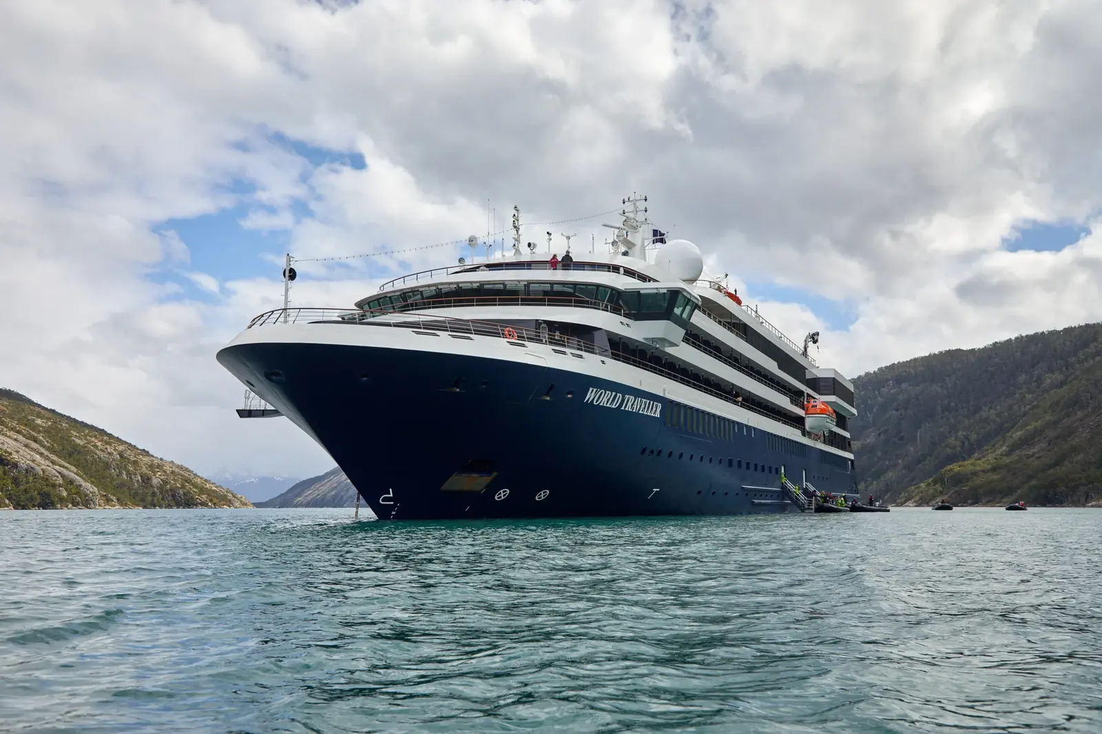 Atlas Ocean Voyages anunță expediții extinse în Antarctica pentru sezonul 2028/29