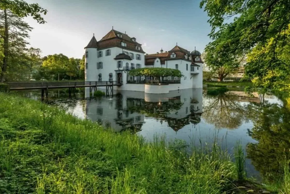 Basel devine un magnet pentru arta contemporană în inima Europei