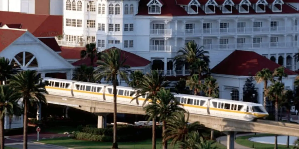 Renovări masive la Disney World: Două hoteluri noi adaugă farmecul resortului