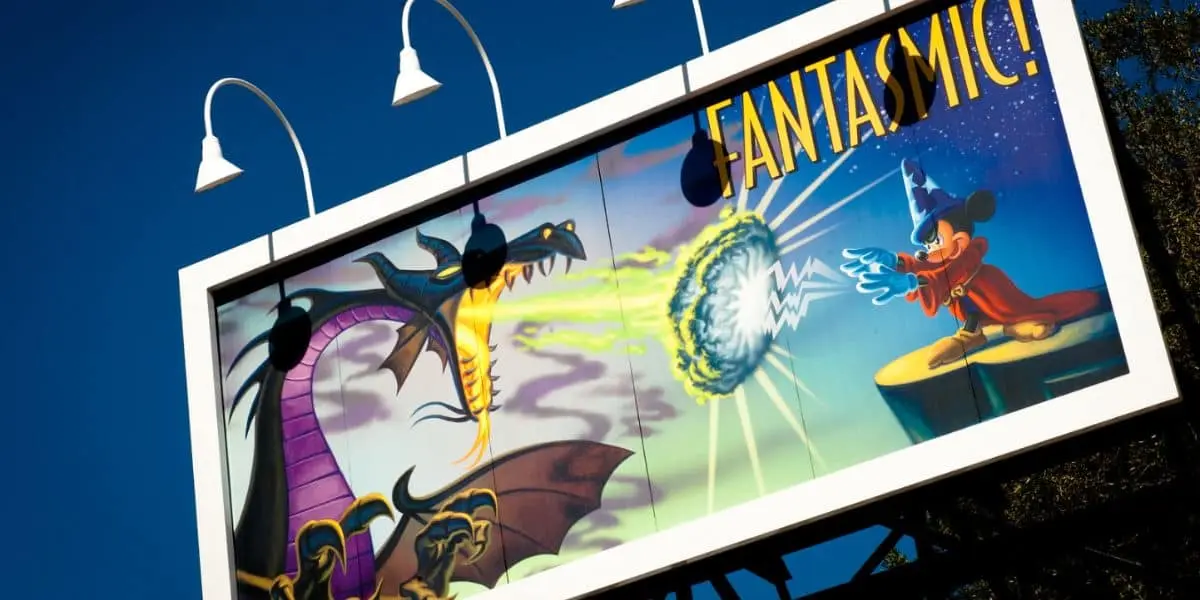 Disney World: Spectacolul nocturn oprit brusc, vizitatori șocați în fața ecranelor stinse