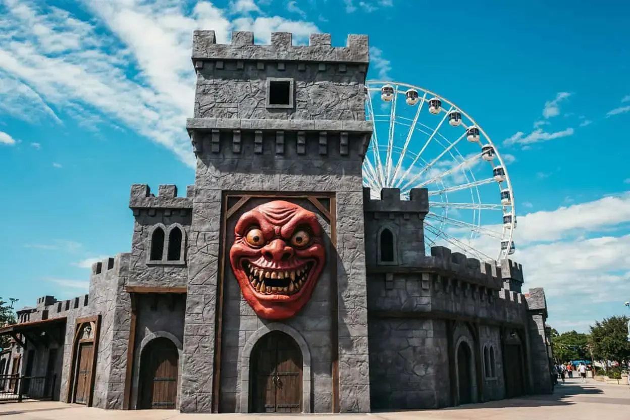 Disneyland este locul preferat pentru Halloween în Statele Unite
