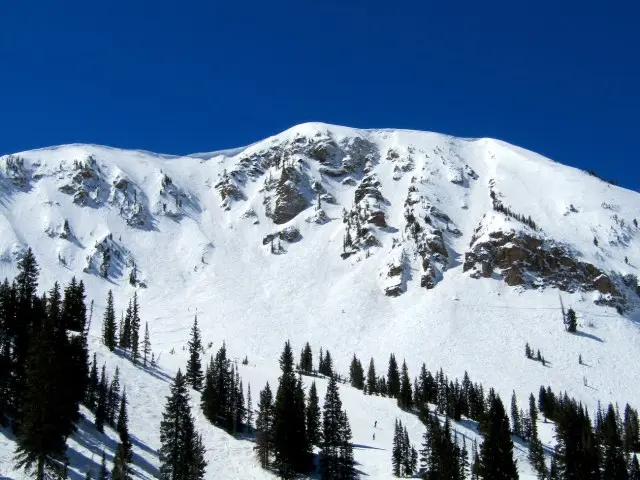 Freeride World Tour revine la Snowbird: Finalele spectaculoase din 2027