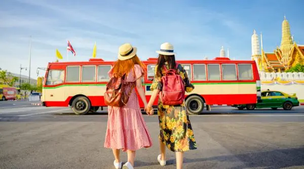 Ghid practic pentru prima vizită la Bangkok: ce trebuie să știi înainte de plecare