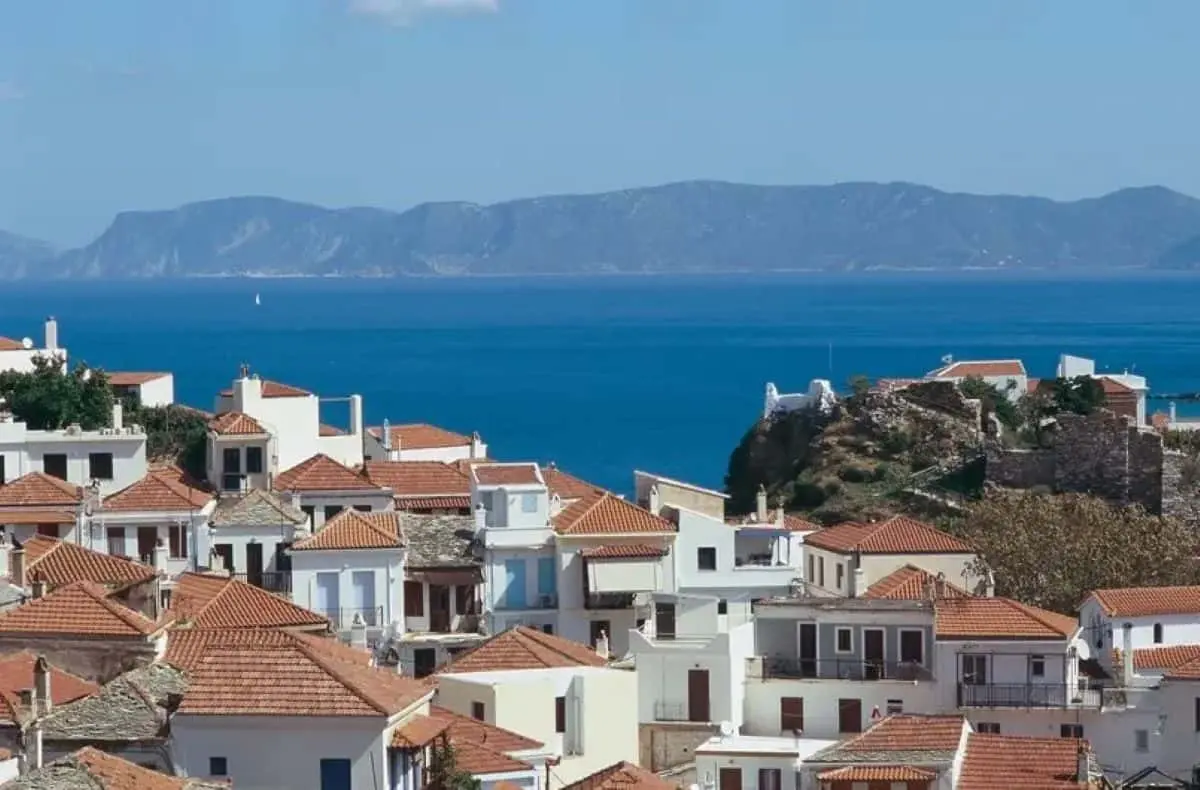 Grecia bate recordul în turism, dar se pune întrebarea: cât timp ține?