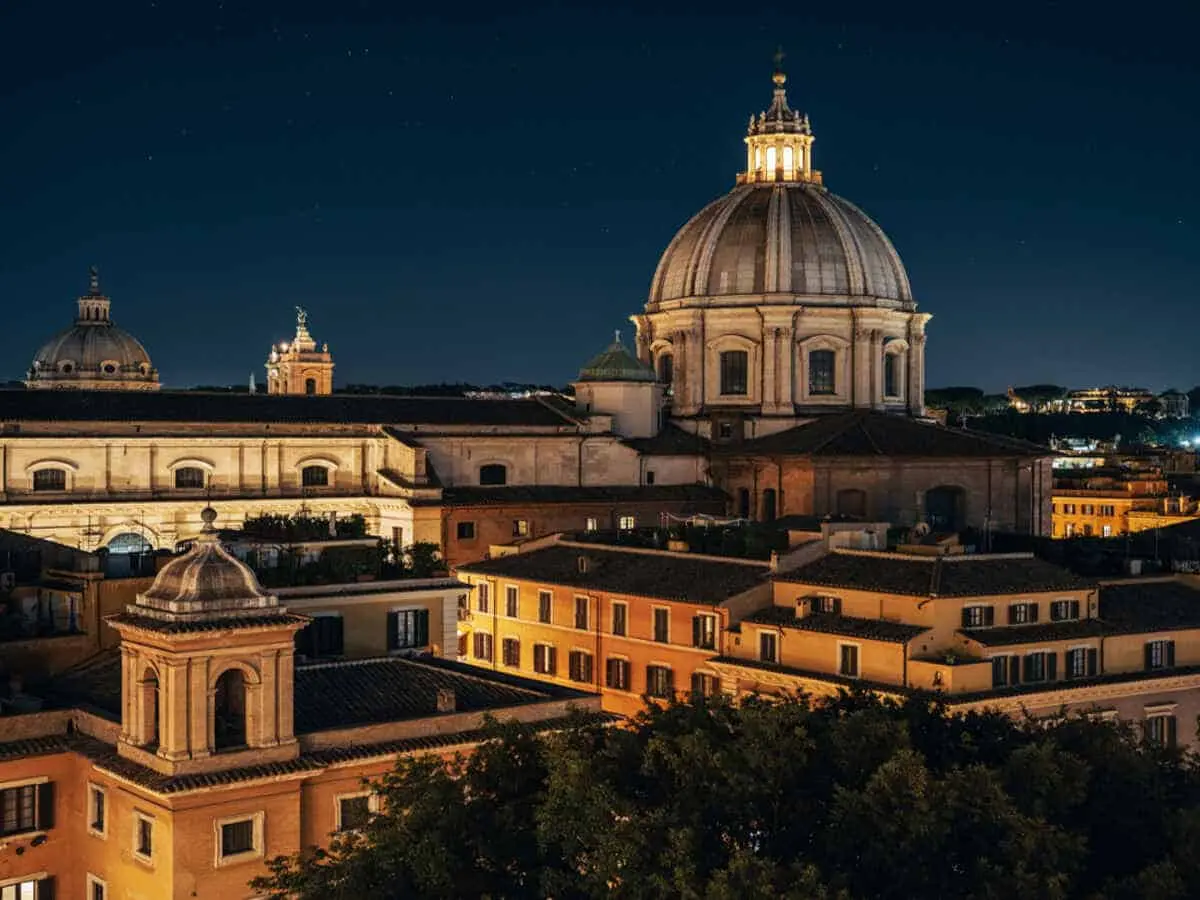 Italia depășește toate celelalte țări europene, contribuind la creșterea veniturilor din sectorul hotelurilor
