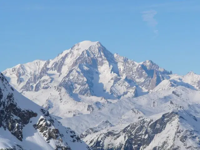Mont Blanc a scăzut cu 1,29 metri în anul trecut, dar rămâne mai înalt decât în 2023