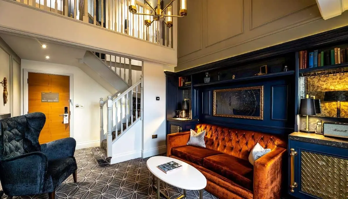 London Luxury Hotel 100 Queen’s Gate lansează pachetul V&A Suites pentru călătorii pasionați de artă