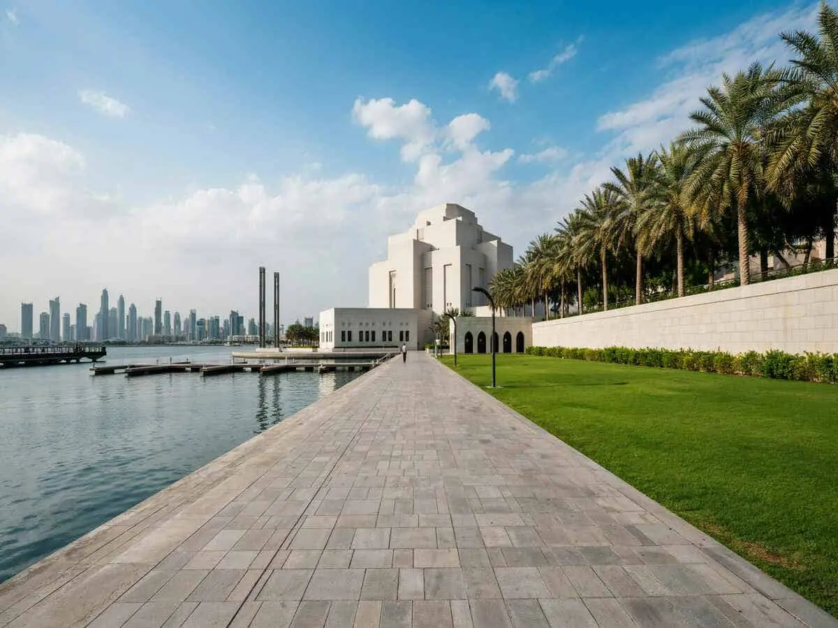 Miliarde de dolari din Qatar pentru turismul de lux pe Coasta de Azur