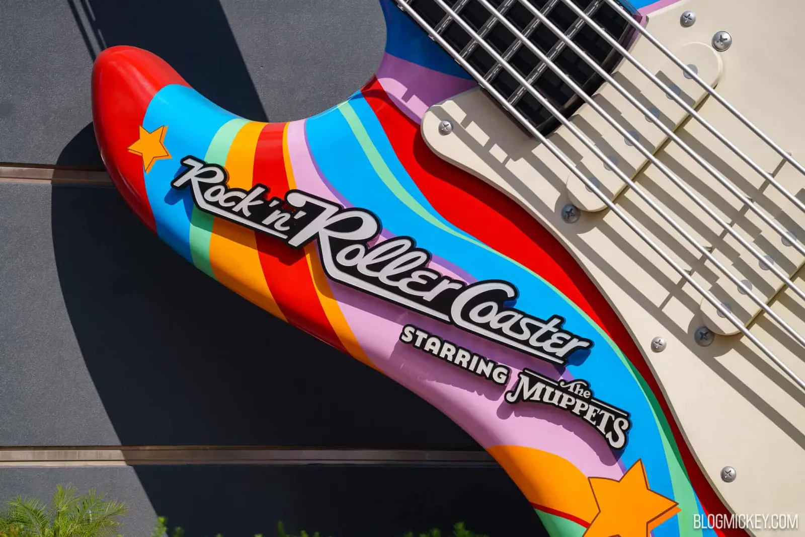 Rock ‘n’ Roller Coaster a deschis mai devreme decât era programat