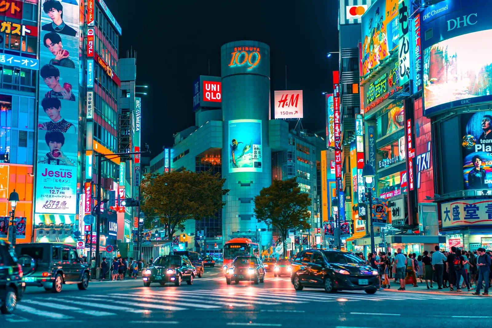 Shibuya Crossing: Cum supraviețuiești haosului organizat al Tokyo-ului