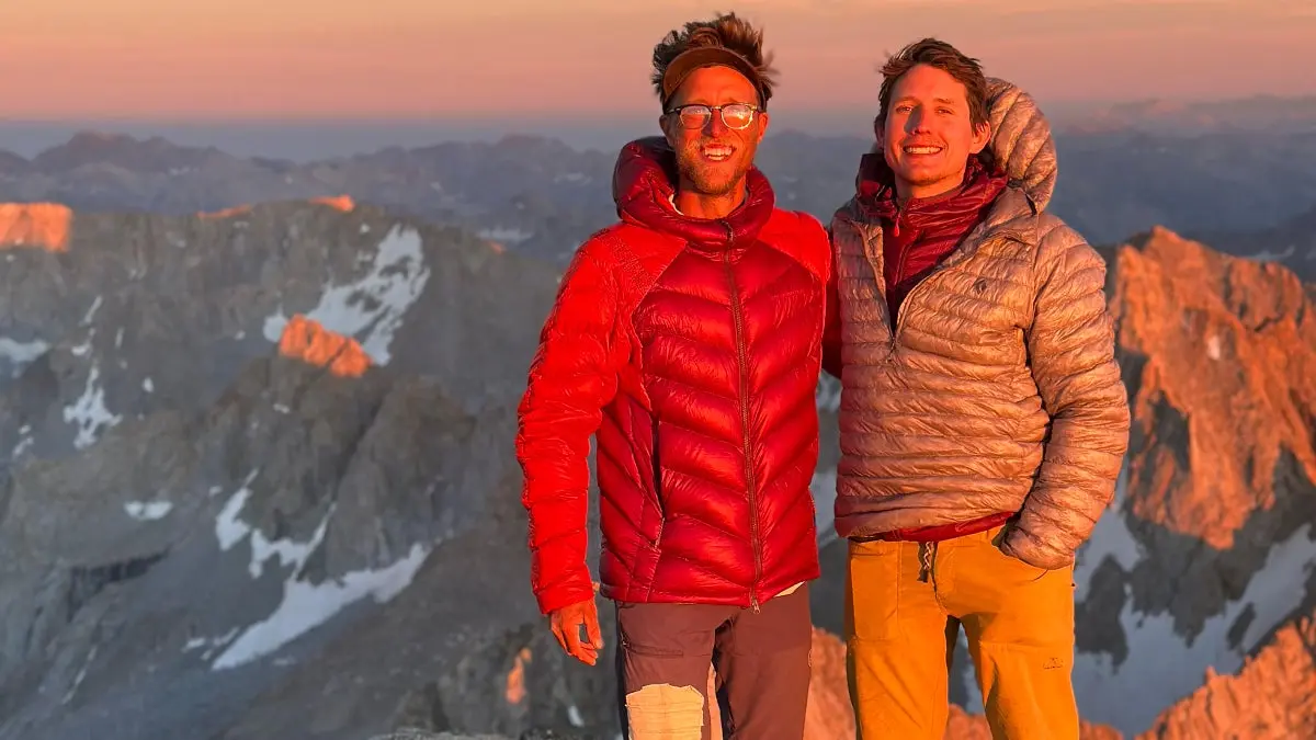 Tanner Wanish și Michael Vaill sunt pregătiți pentru Limelight Rock Climbing