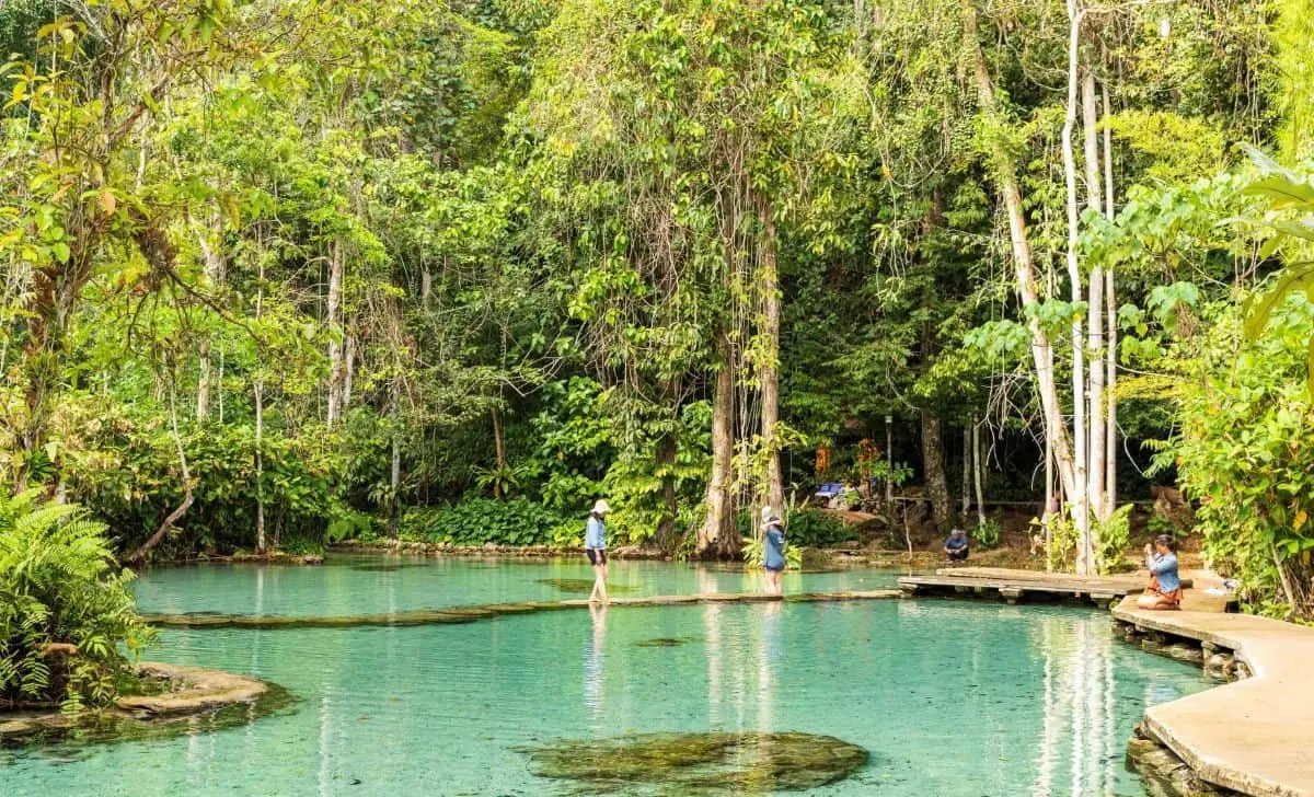Thailanda vede riscuri grave de dezvoltare excesivă compromite viitorul călătoriei insulare durabile în Phuket, aici