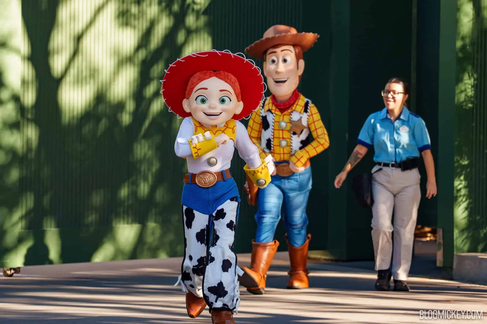 Woody, Jessie și Buzz Lightyear au revenit la costumele clasice de la Disney's Hollywood Studios